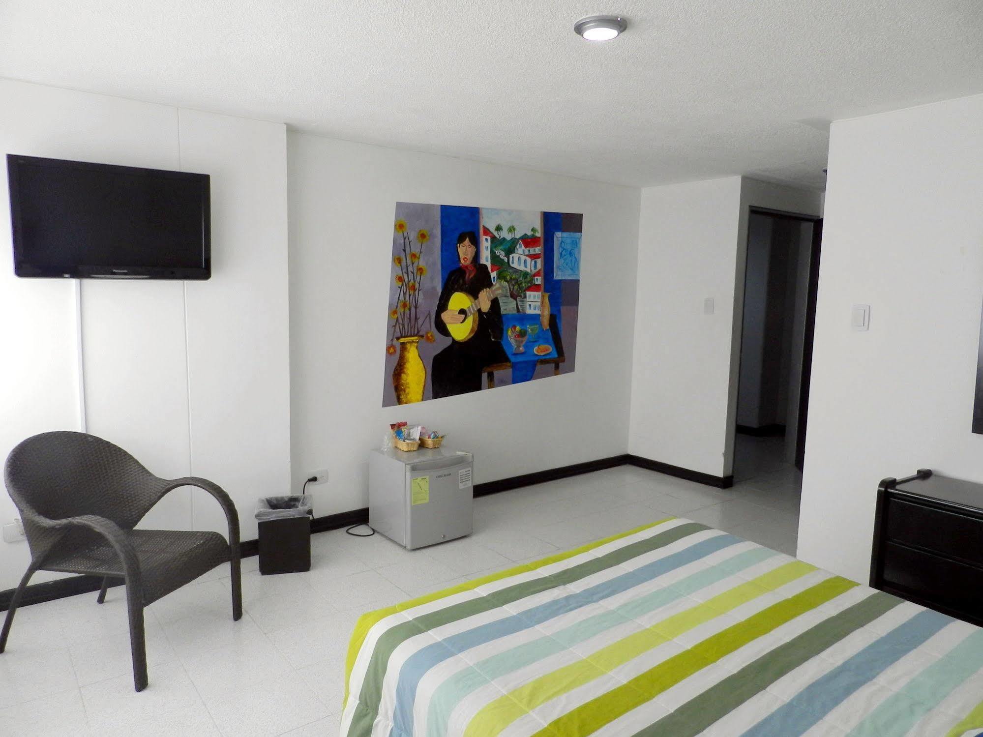 Hotel Don Gregorio Cartago Exterior photo